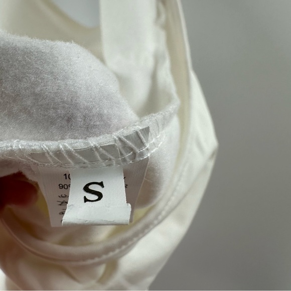 White Halter Neck Bodysuit – Size Medium, Sleek Finish - Picture 6 of 6